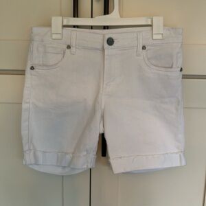 Kut from the Kloth Katy Boyfriend Denim Shorts